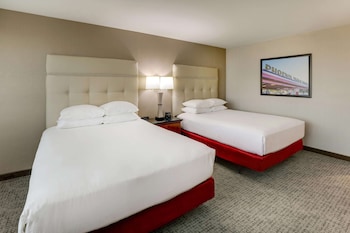 Room, 2 Queen Beds, Hearing Accessible (Upper Floor, Tub)