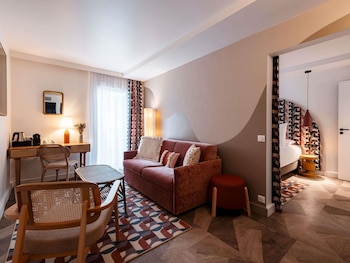 Junior Suite, 1 Double Bed with Sofa bed