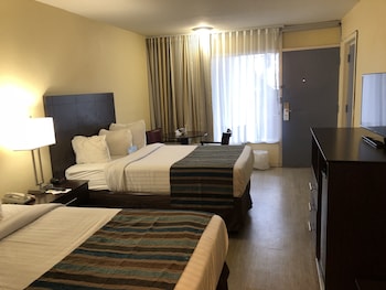 Room, 2 Double Beds, Smoking (First Floor)