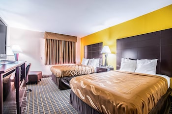 Standard Room, 2 Queen Beds, Non Smoking