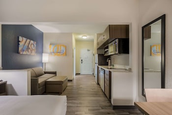 Suite, Multiple Beds, Non Smoking (Efficiency)