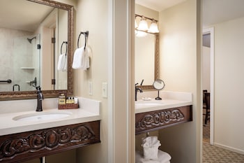 Family Suite, 2 Queen Beds