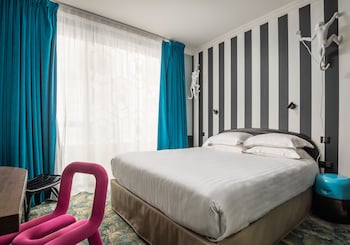 Adjoining Rooms for 4 People