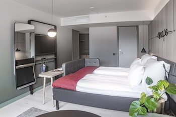 Room, 1 King Bed (Spacious)