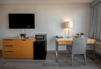 Room, 1 King Bed (Coast King)