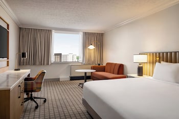 Standard Room, 1 Queen Bed, Accessible (Communications)