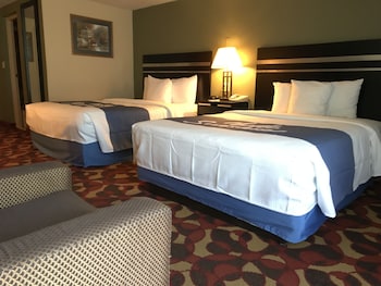 Room, 2 Queen Beds, Accessible, Non Smoking