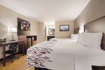 Deluxe Room, 2 Queen Beds, Non Smoking