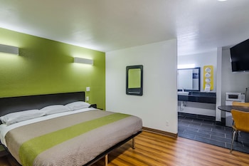 Standard Room, 1 King Bed, Non Smoking, Refrigerator & Microwave