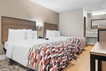 Standard Room, 2 Double Beds (Smoke Free)