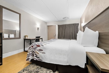Superior Room, 1 King Bed (Smoke Free)