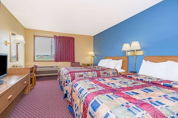 Standard Room, 2 Double Beds, Non Smoking