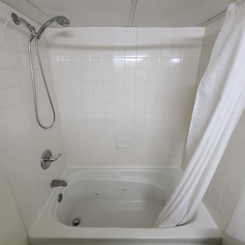 Deluxe Room, 1 King Bed