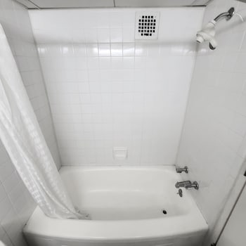 Economy Double Room, 2 Double Beds