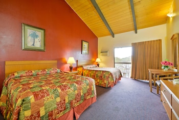 Standard, 2 Queen Bed, Non Smoking