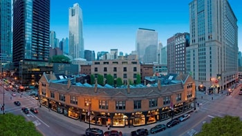 Suite, City View (2 Rooms, 2 Double Bed & 1 Sofabeds)