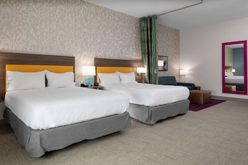 Studio, 2 Queen Beds, Accessible, Non Smoking (Hearing)