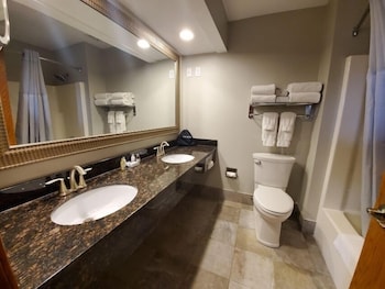 Luxury Suite, 1 King Bed, Non Smoking, Hot Tub
