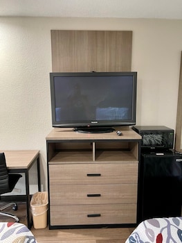 Deluxe Room, 2 Double Beds, Non Smoking (Renovated)