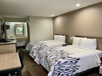 Deluxe Room, 2 Double Beds, Non Smoking (Renovated)