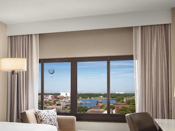 Room, 2 Queen Beds, Hearing (Disney Springs View)