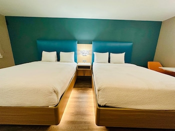 Superior Room, 2 Queen Beds, Non Smoking