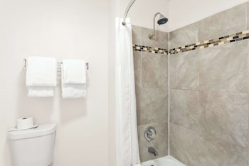 Suite, 2 Queen Beds, Non Smoking, Refrigerator & Microwave