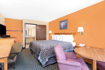 Standard Room, 1 King Bed, Accessible