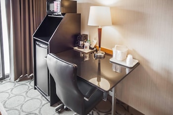 2 Queen Beds, Non Smoking, Ground Floor Pet-Friendly