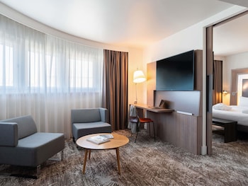 Suite, 1 King Bed