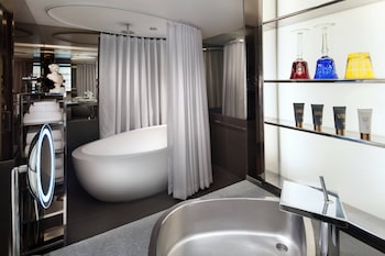Premier Room, 1 King Bed, Non Smoking