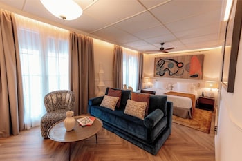 Junior Suite Premium Single Use