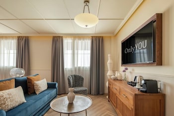 Junior Suite Deluxe Single Use