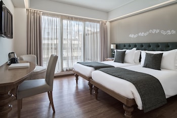 Deluxe Room City view