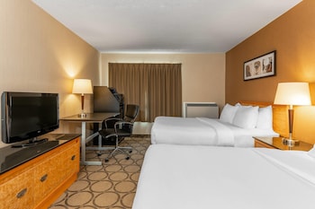 Standard Room, 2 Queen Beds, Non Smoking