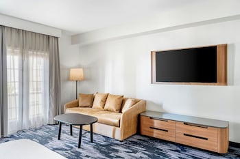 Suite, 1 Bedroom, Mobility Accessible, Bathtub