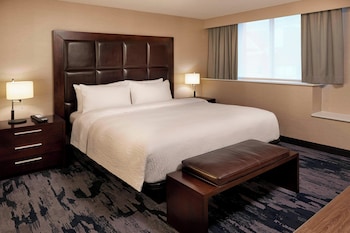 Executive Room, 1 King Bed with Sofa bed
