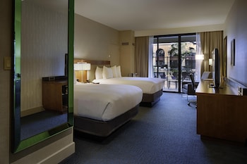 Room, 2 Double Beds, Balcony, Pool View
