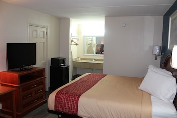 Room, 1 King Bed, Smoking