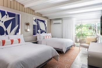 Room, 2 Queen Beds, Balcony