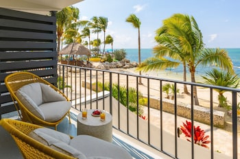 Room, 1 King Bed, Balcony, Ocean View (Balcony)