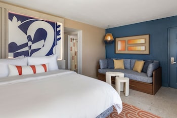 Junior Suite, 1 King Bed, Ocean View - Adults Only at The Cove (Ages 21 Plus)