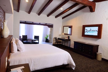 Studio Suite, 1 King Bed, Non Smoking