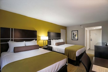 Standard Room, 2 Queen Beds, Non Smoking, Refrigerator & Microwave