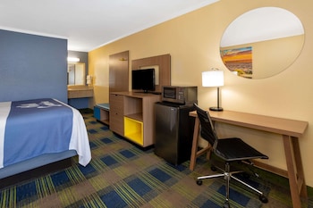 Room, 1 King Bed, Non Smoking