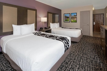 Room, 2 Queen Beds, Non Smoking