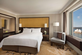 Executive Opera House City 1 King (High Floor)