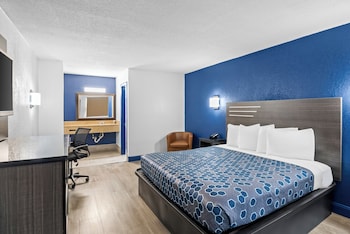 Room, 1 King Bed, Non Smoking
