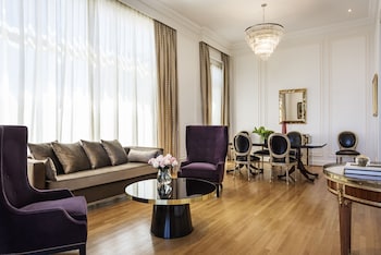 Suite (Roof Garden)