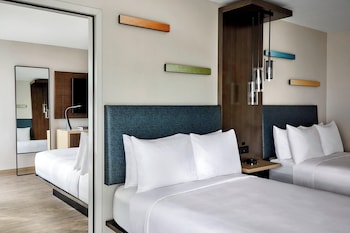 Standard Room, 2 Double Beds